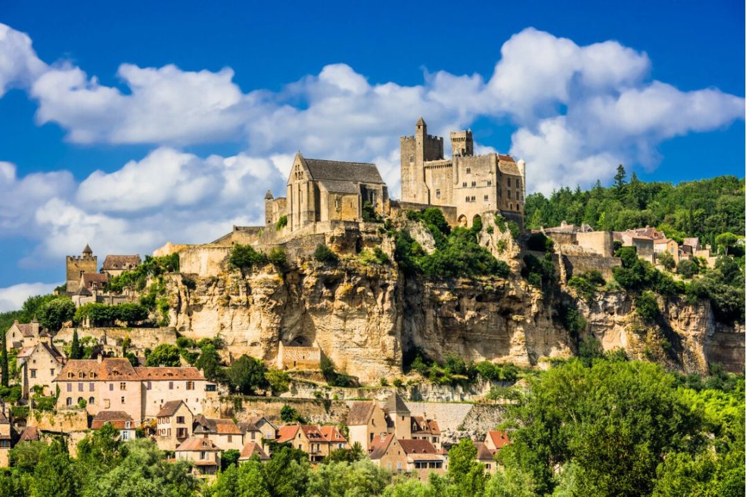 Le château de Montmirail des Visiteurs existe