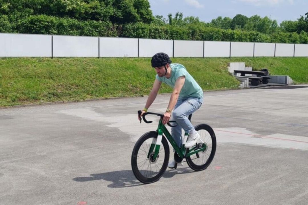 Test casque vélo inflabi