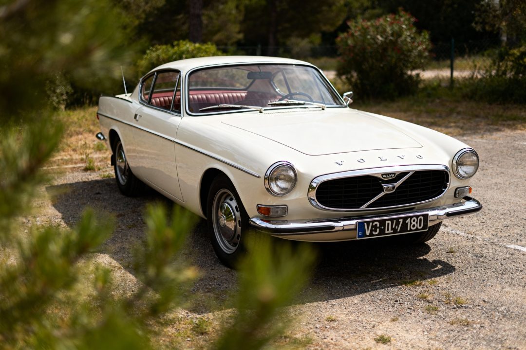P 1800